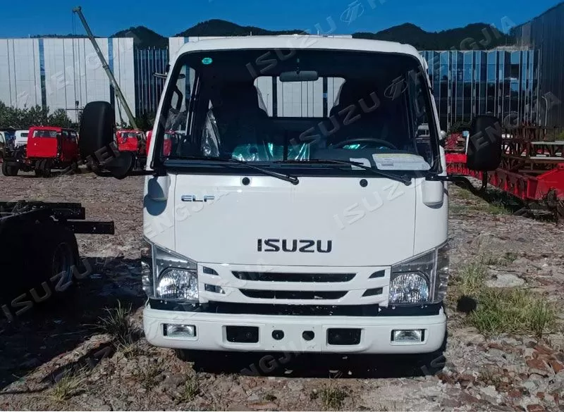 ISUZU NKR /M100