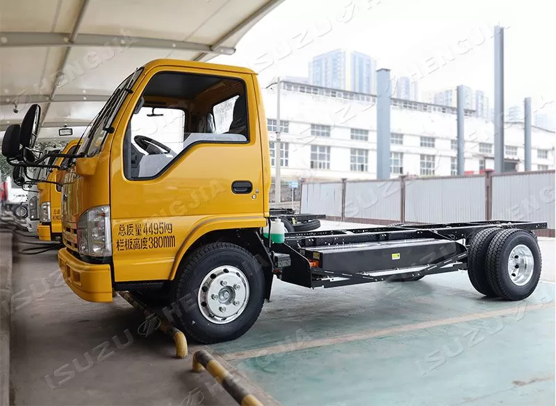 ISUZU NKR EV/EVK100
