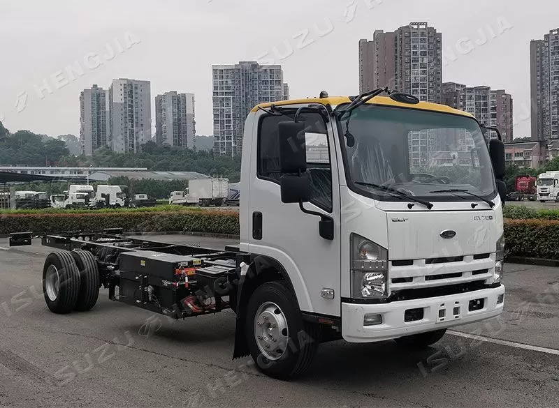 ISUZU NPR EV/EV700