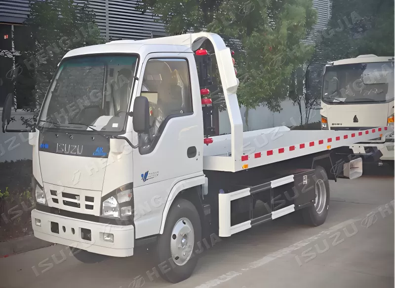 ISUZU NKR/600P wrecker