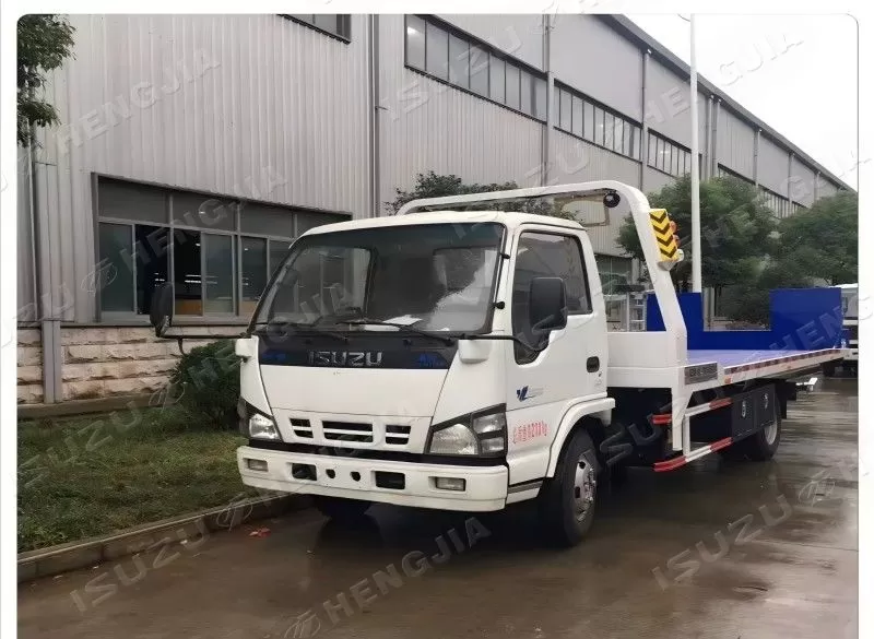 ISUZU NKR/600P wrecker