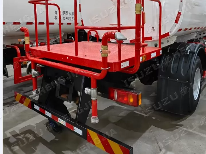 side spraying nozzle