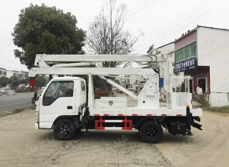 ISUZU NKR/100P Aerial Work Truck