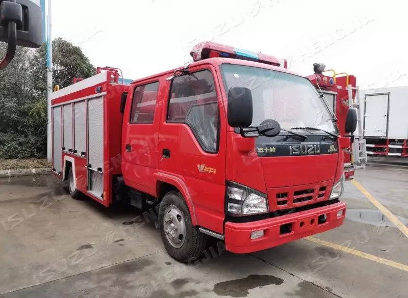ISUZU NKR/600P Fire Truck