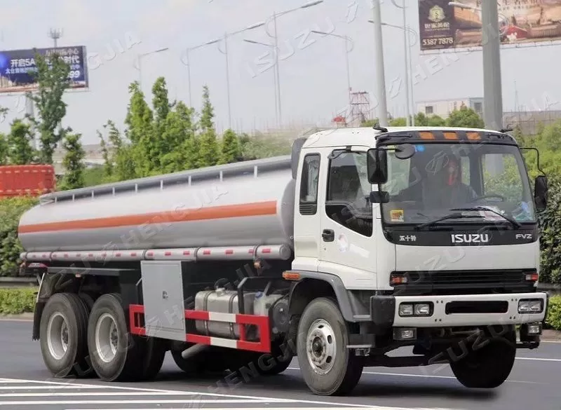 ISUZU F/FVZ Sprinkler Truck